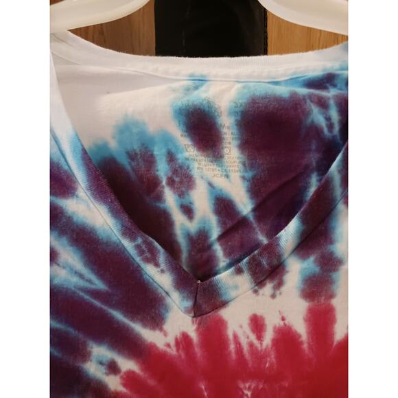 Purple and Pink V-Neck Spiral Tie Dye T-Shirt Size 3XL - Picture 3 of 4